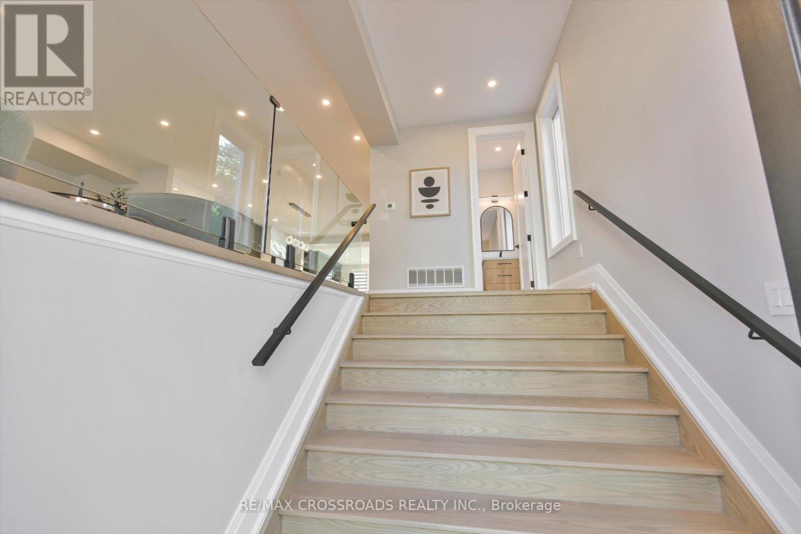 Property at 84 WESTBOURNE AVENUE image 4
