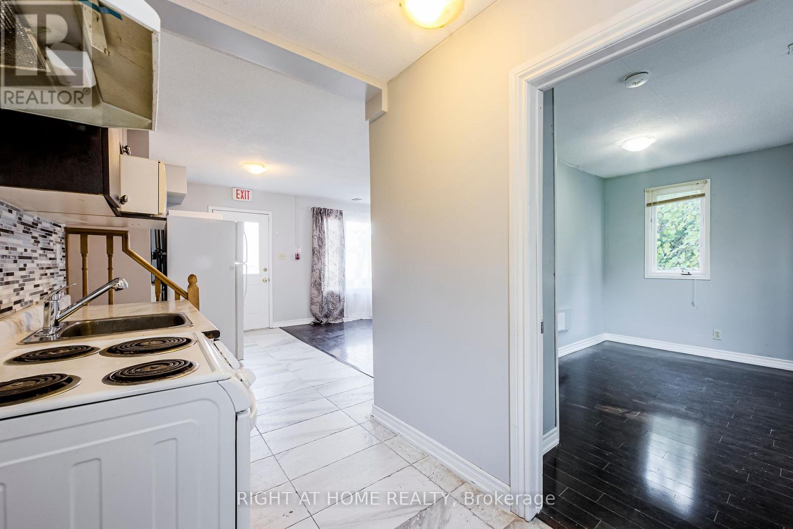 Main B - 1715 Rossland Road, Whitby, Ontario  L1N 3P1 - Photo 20 - E12121311