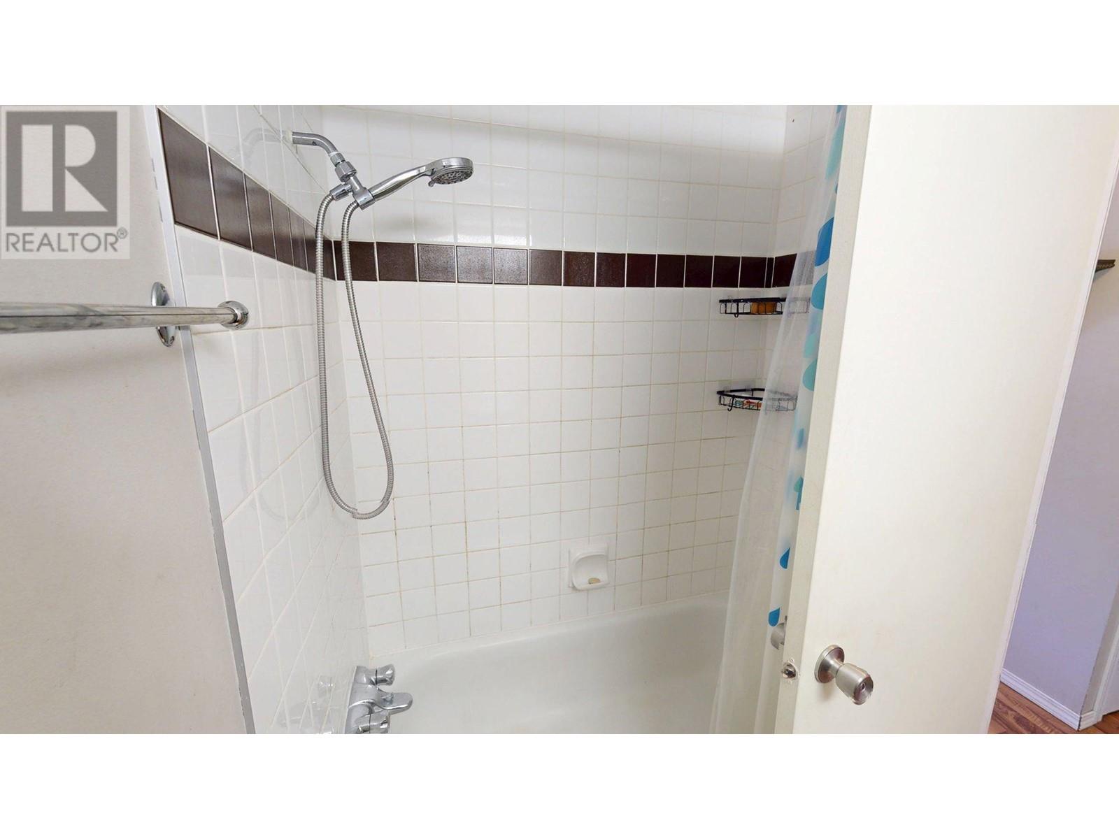 1802 Alpine Drive Unit# 206a, Elkford, British Columbia  V0B 1H0 - Photo 13 - 10345037
