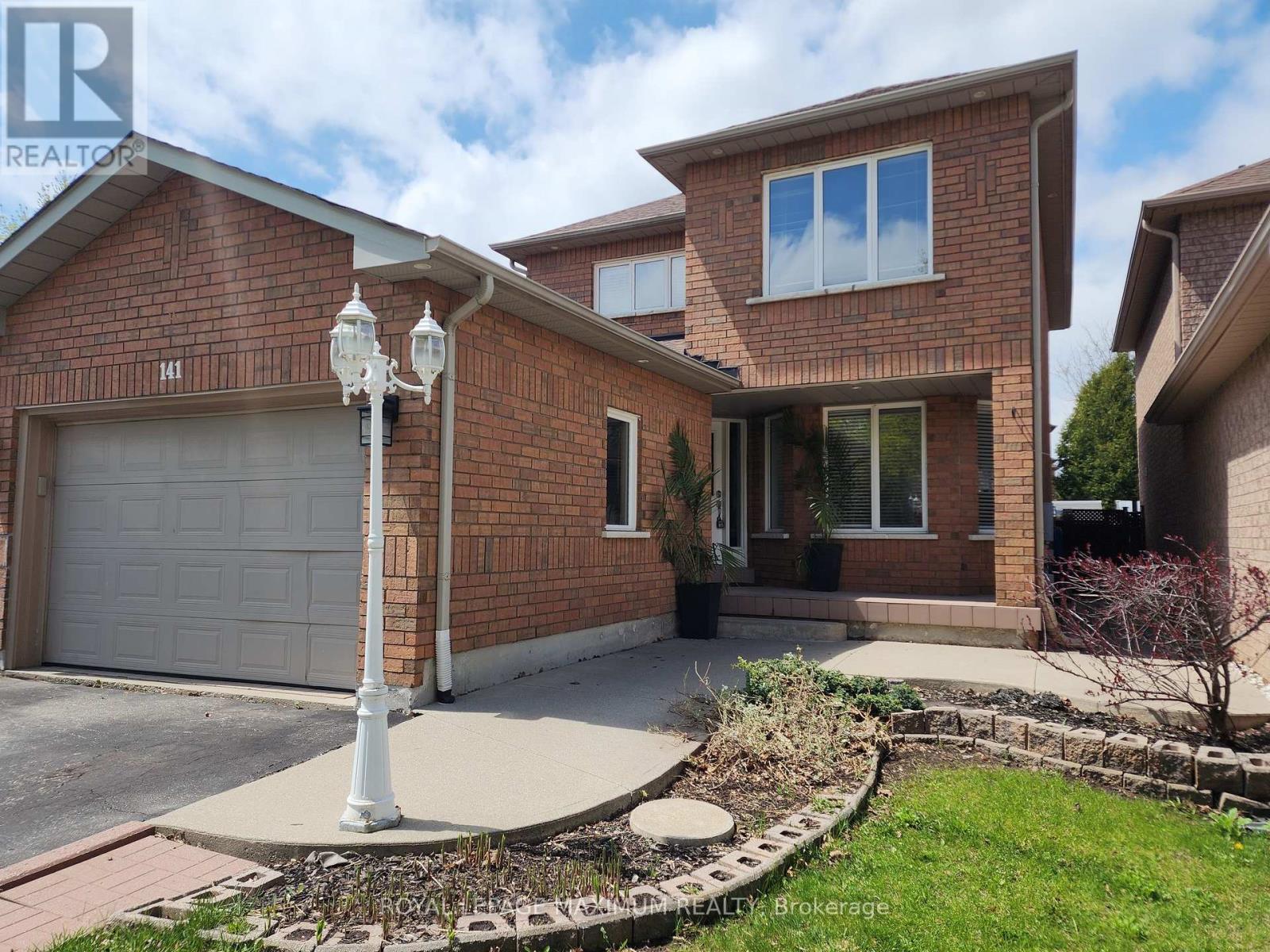 Property at 141 PANORAMA CRESCENT image 2
