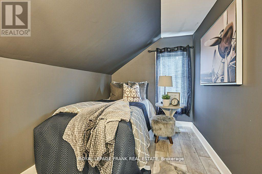 493 St. Lawrence Avenue, Oshawa, Ontario  L1H 4C3 - Photo 21 - E12121373