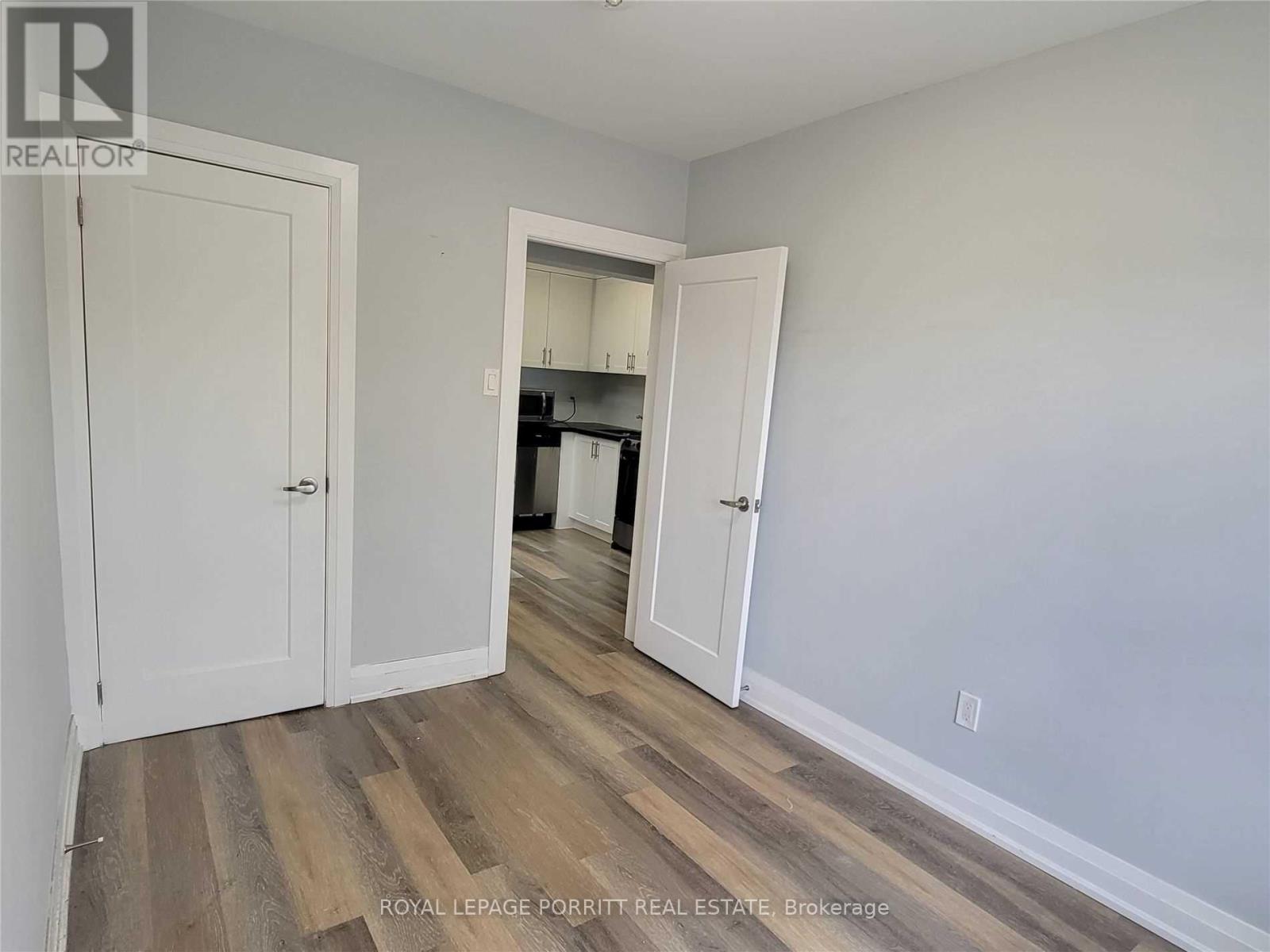 #3 - 3465 Lake Shore Boulevard W, Toronto, Ontario  M8W 1N2 - Photo 10 - W12121289