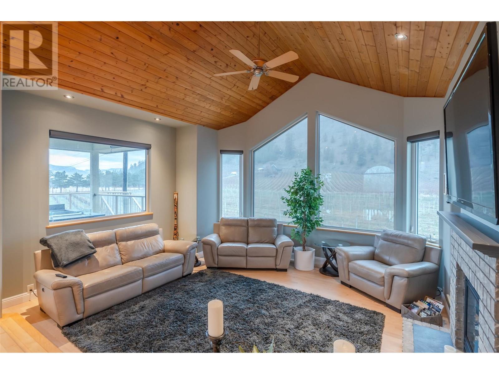 100 Fir Avenue, Kaleden, British Columbia  V0H 1K0 - Photo 18 - 10338816