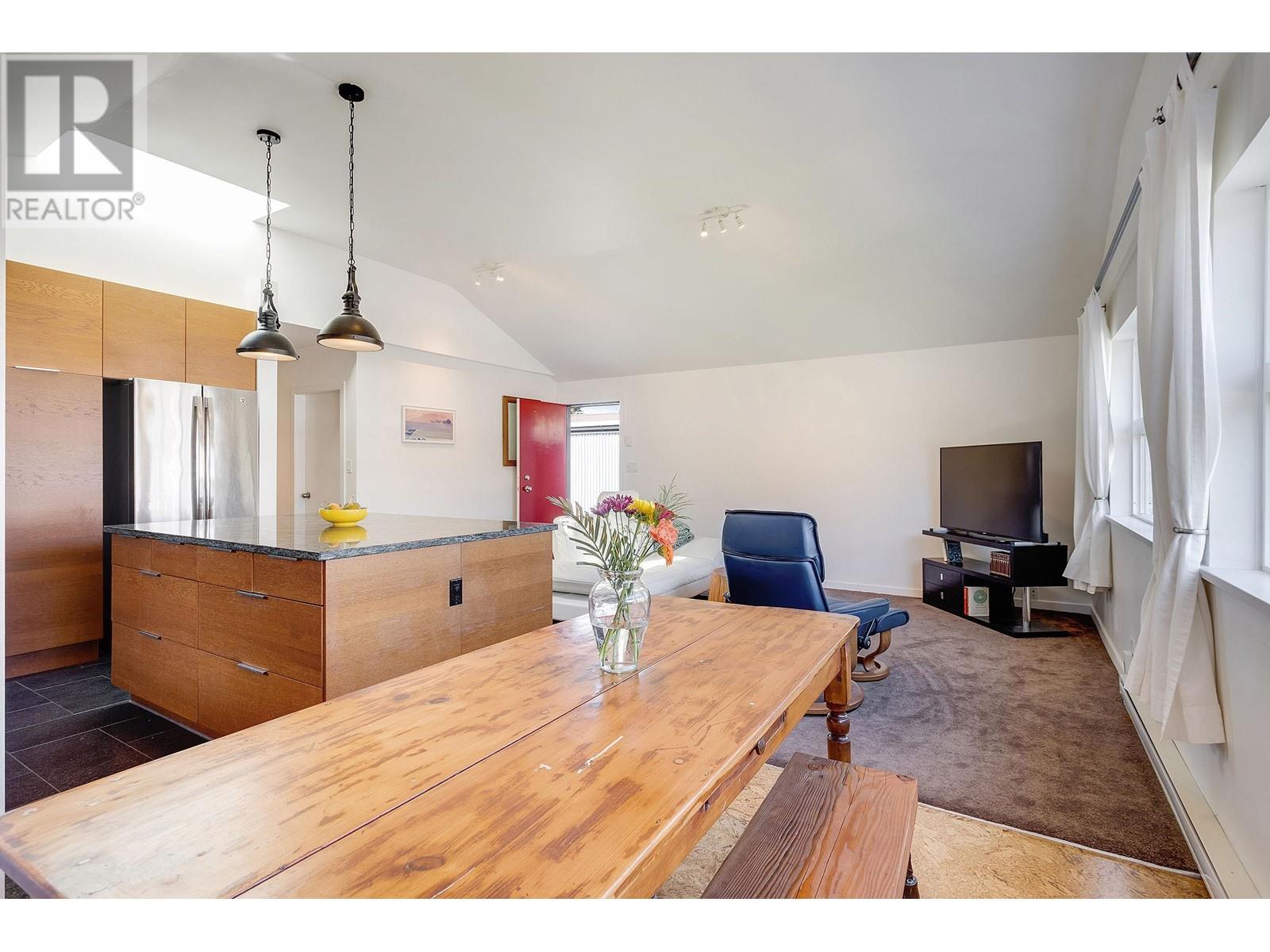 329 E 19th Street, North Vancouver, British Columbia  V7L 2Z4 - Photo 16 - R2992831
