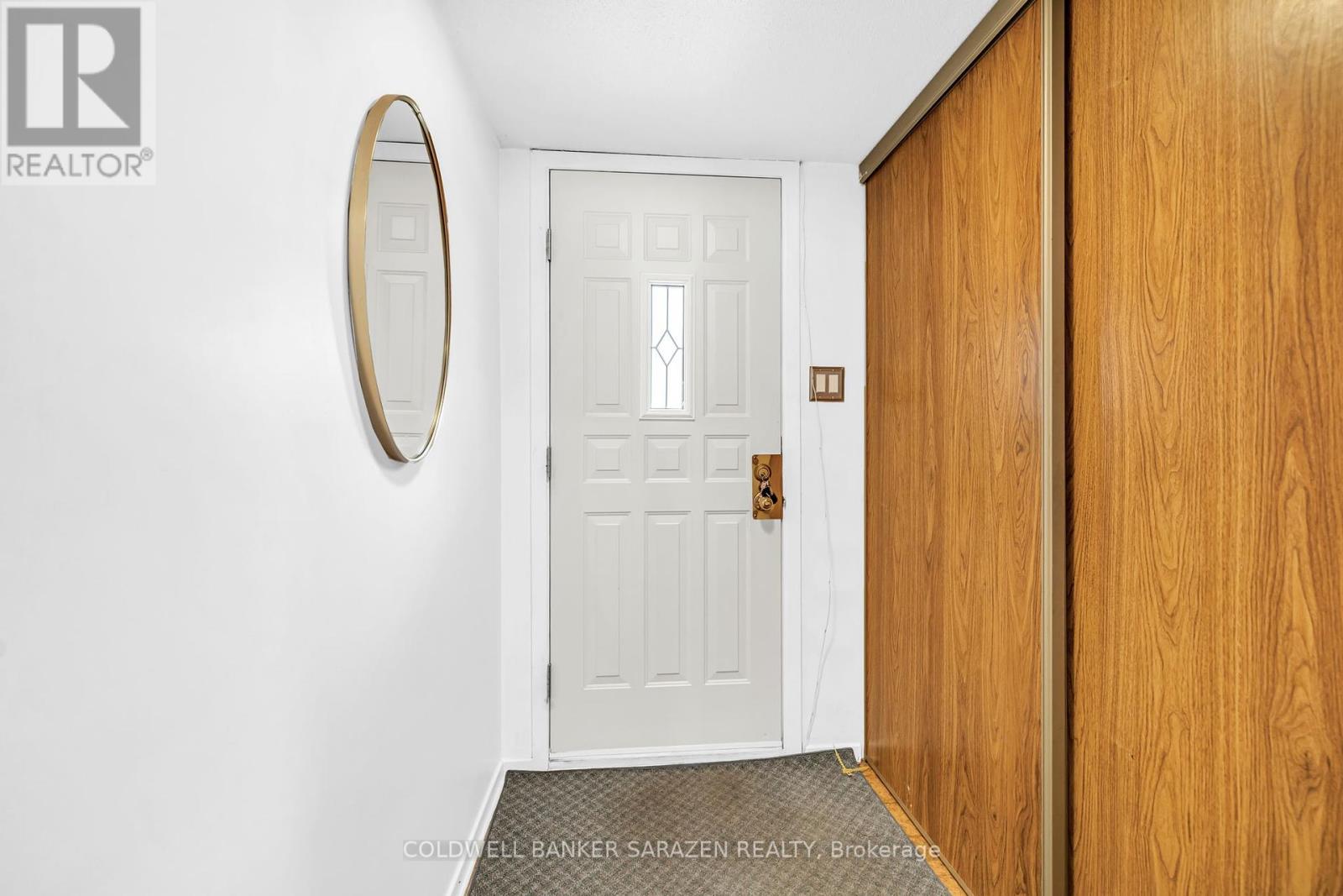 125 Lanark Avenue, Ottawa, Ontario  K1Z 8P6 - Photo 3 - X12121371