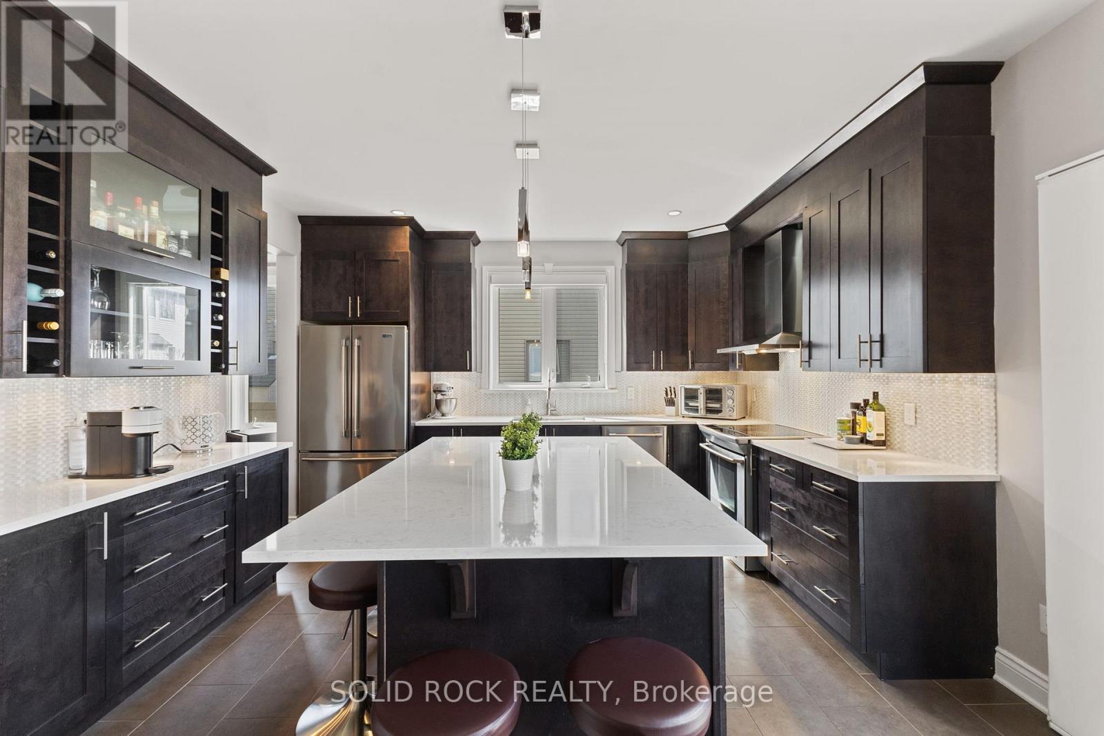 422 Mercury Street E, Clarence-Rockland, Ontario  K4K 0G8 - Photo 11 - X12121372