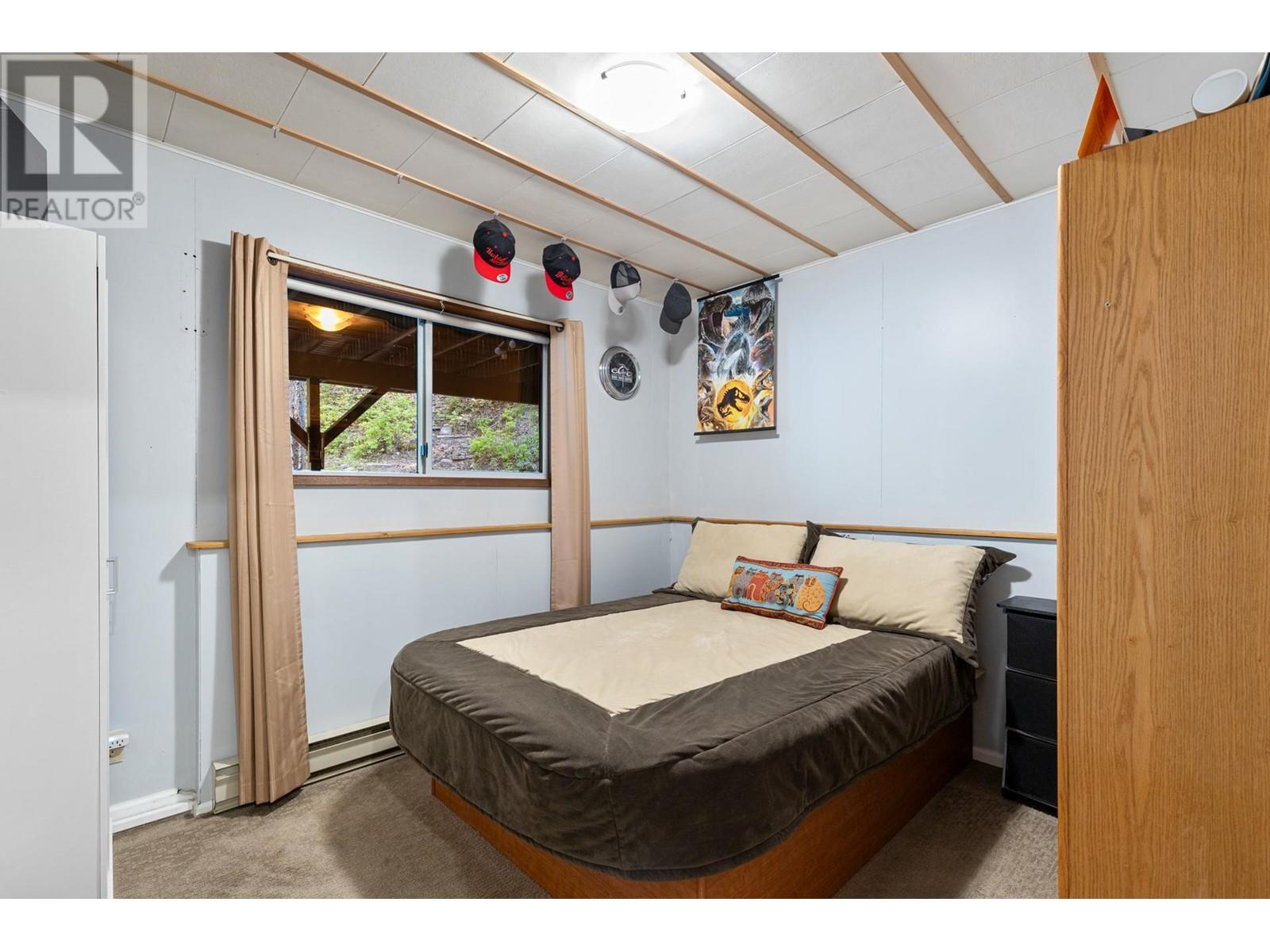 Property at 28000 GARNET VALLEY Road image 2