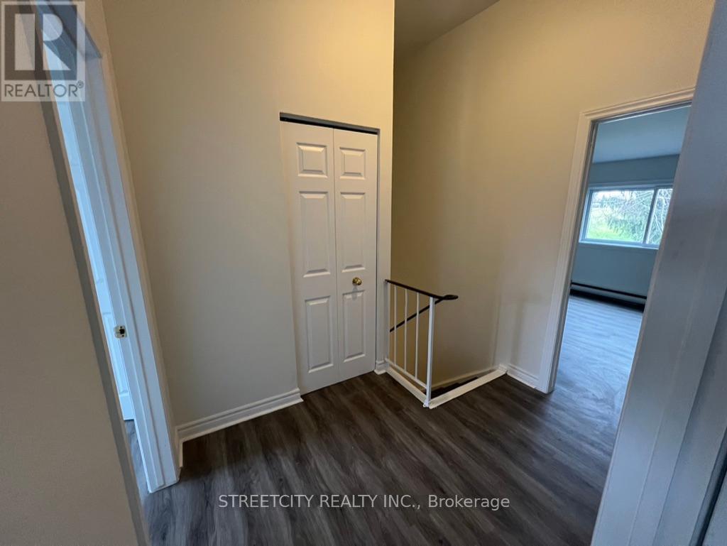 18 - 40 Fairfax Court, London North, Ontario  N6G 3Y3 - Photo 18 - X12120266