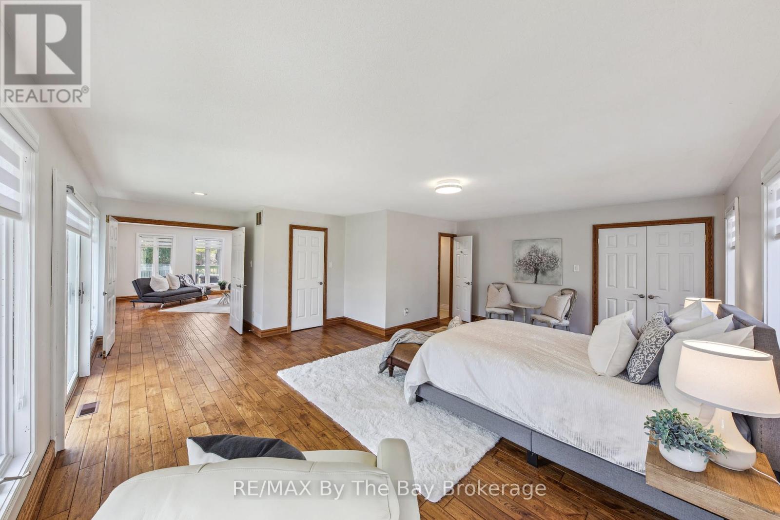 174 32nd Street S, Wasaga Beach, Ontario  L9Z 2S4 - Photo 25 - S12121389