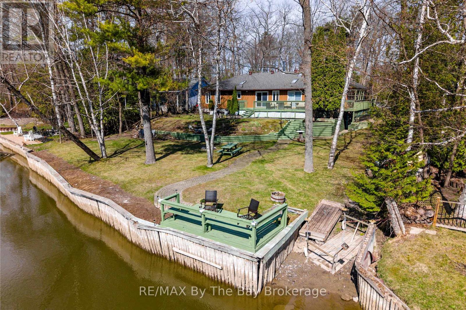 174 32nd Street S, Wasaga Beach, Ontario  L9Z 2S4 - Photo 40 - S12121389