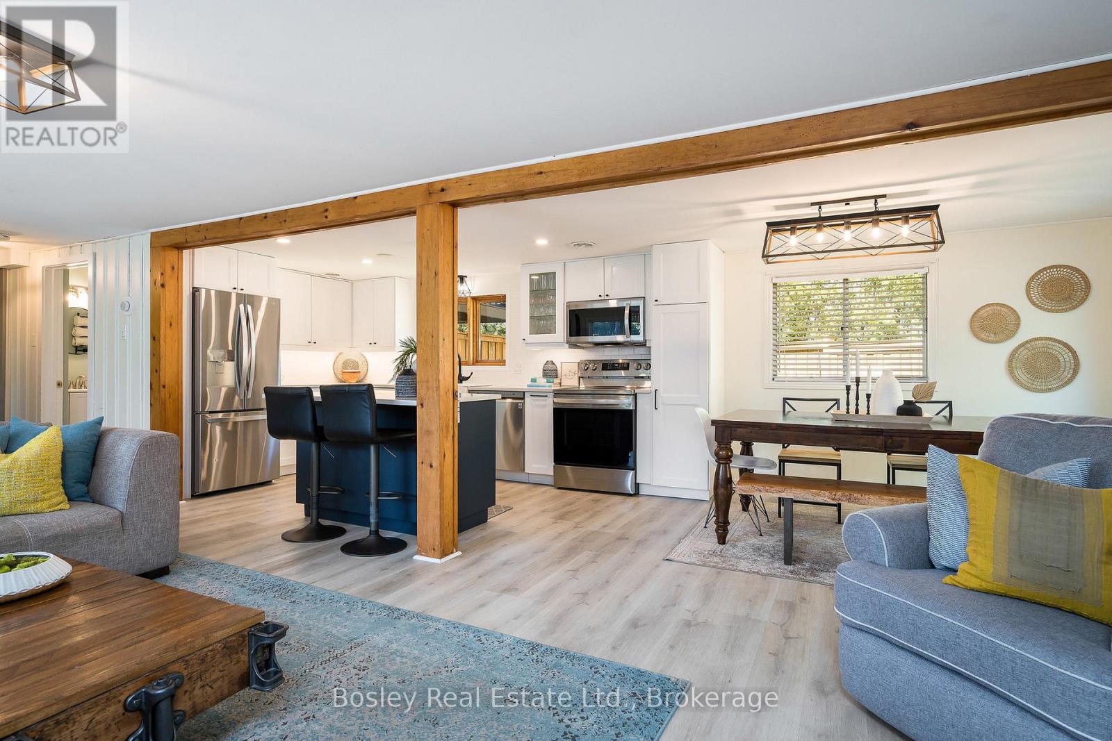 102 Helen Street, Blue Mountains, Ontario  L9Y 3Z2 - Photo 12 - X12121380
