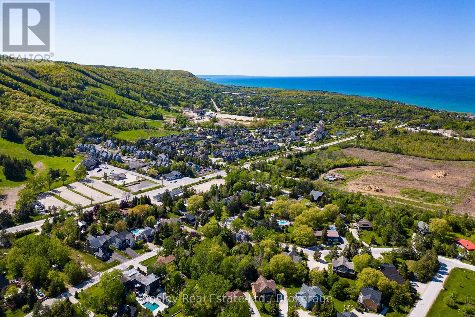 102 Helen Street, Blue Mountains, Ontario  L9Y 3Z2 - Photo 36 - X12121380