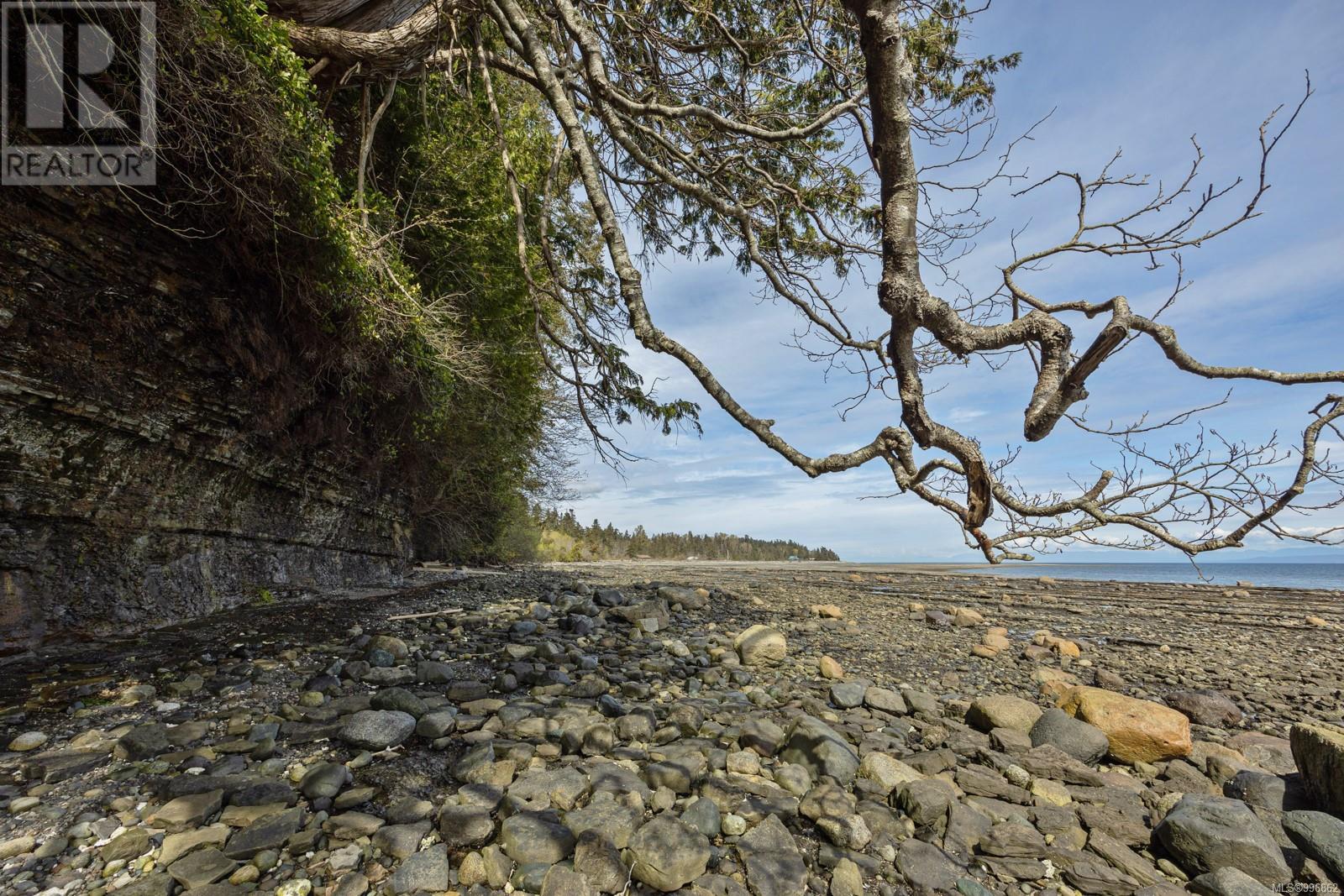 East Rd, Denman Island, British Columbia  V0R 1T0 - Photo 15 - 996862