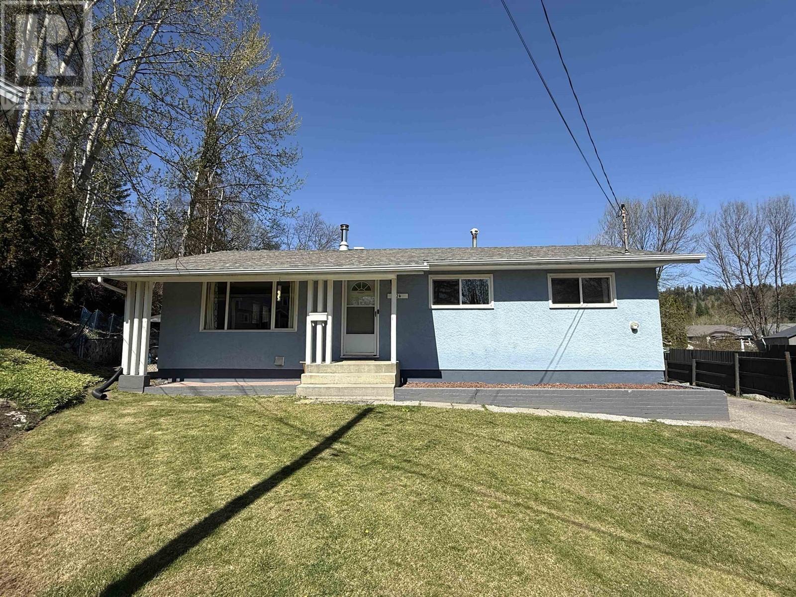 Property at 124 LINDSAY STREET image 2