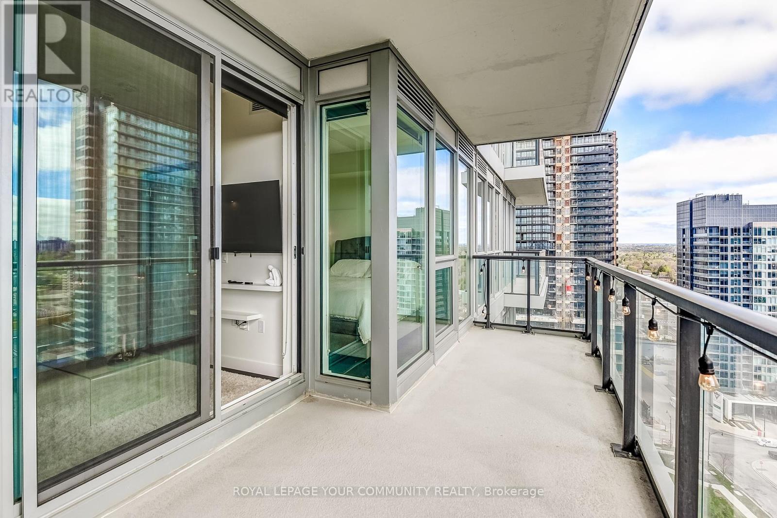 2015 - 95 Mcmahon Drive, Toronto, Ontario  M2K 0H2 - Photo 22 - C12121341
