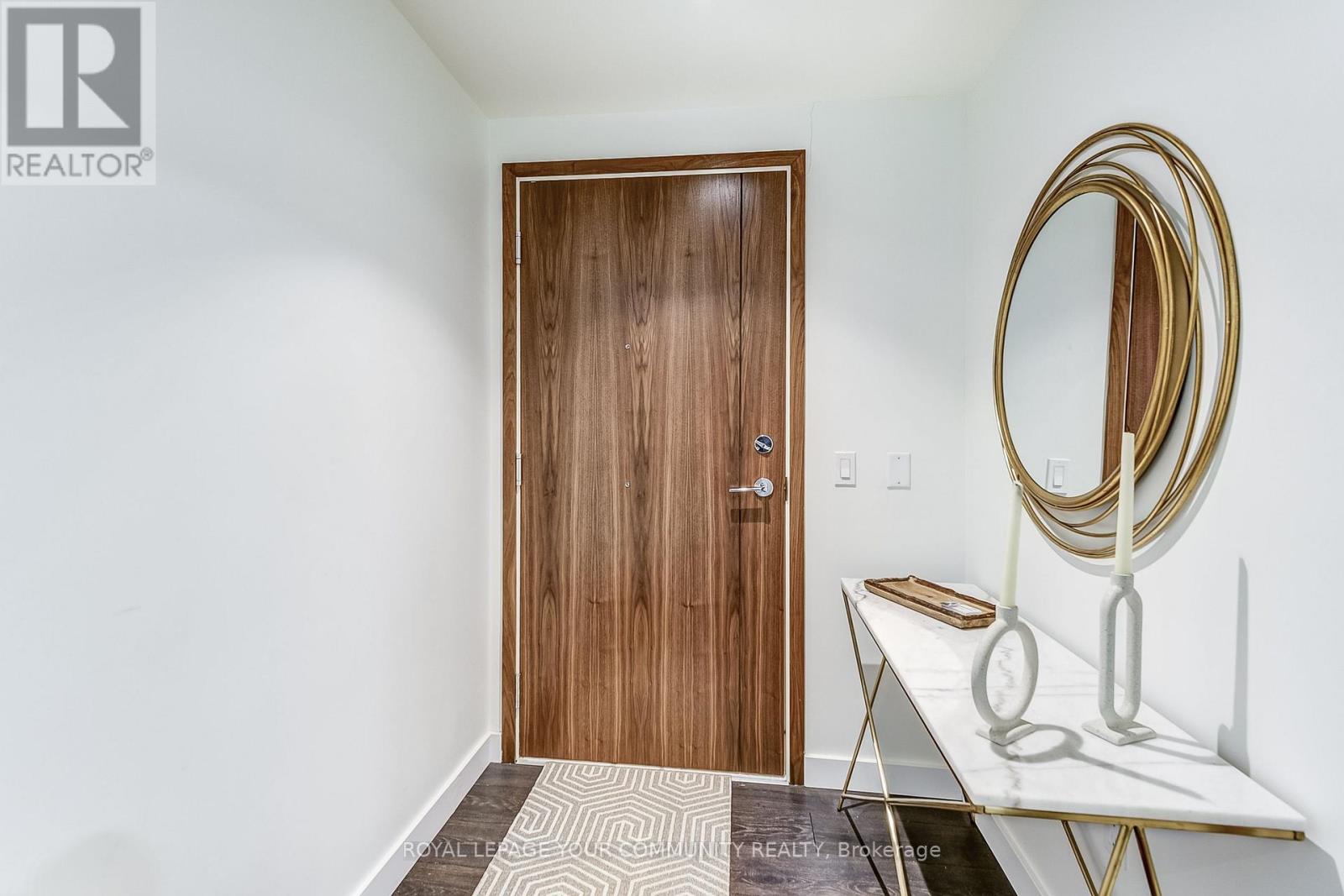 2015 - 95 Mcmahon Drive, Toronto, Ontario  M2K 0H2 - Photo 5 - C12121341