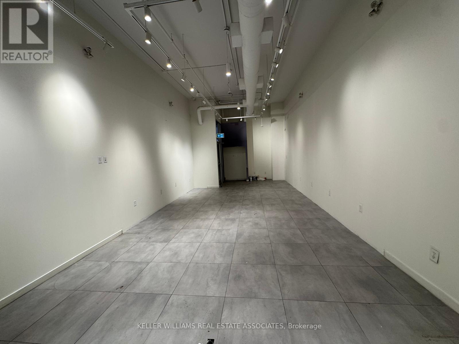 1180 Queen Street W, Toronto (Trinity-Bellwoods), Ontario  M6J 1J5 - Photo 3 - C12121383