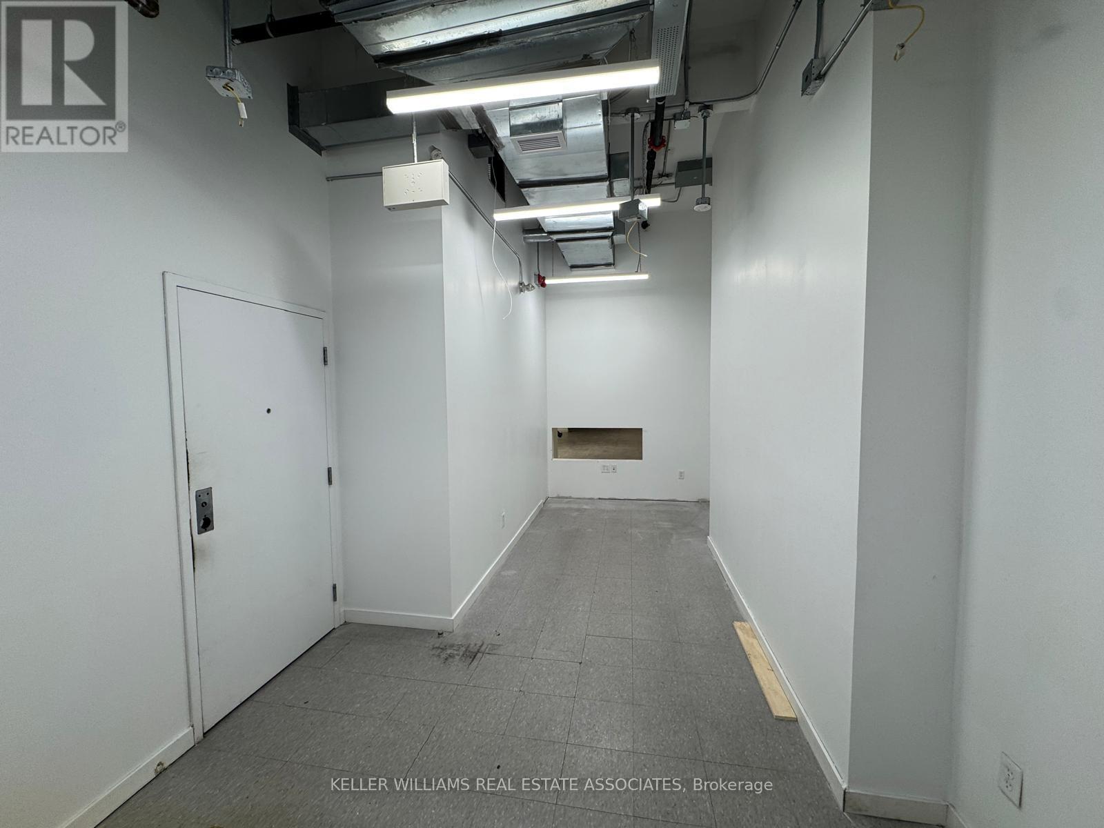 1180 Queen Street W, Toronto (Trinity-Bellwoods), Ontario  M6J 1J5 - Photo 4 - C12121383