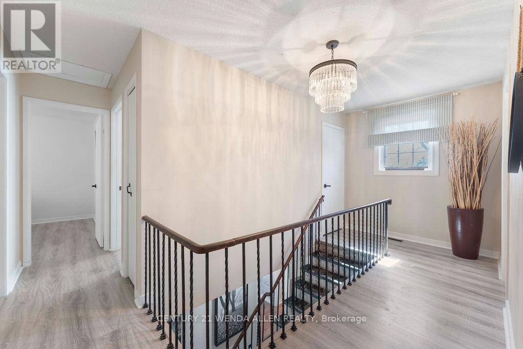 2 Ribblesdale Drive, Whitby, Ontario  L1N 6K6 - Photo 20 - E12121370