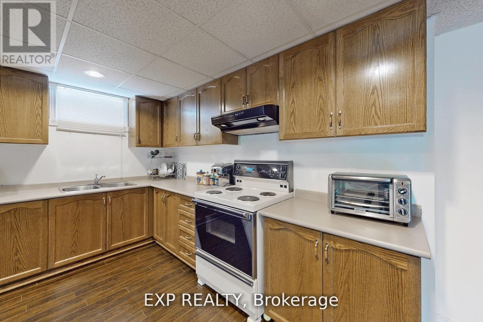 53 Alpha Court, Vaughan, Ontario  L4L 8Y2 - Photo 26 - N12121357