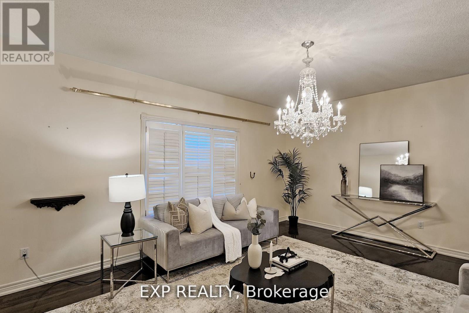 53 Alpha Court, Vaughan, Ontario  L4L 8Y2 - Photo 7 - N12121357
