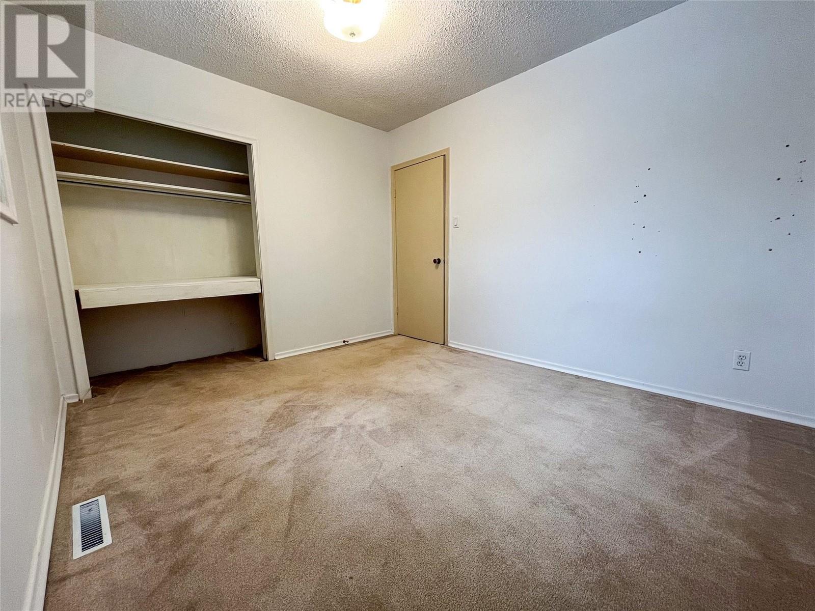 9204 9 Street, Dawson Creek, BC V1G3S2