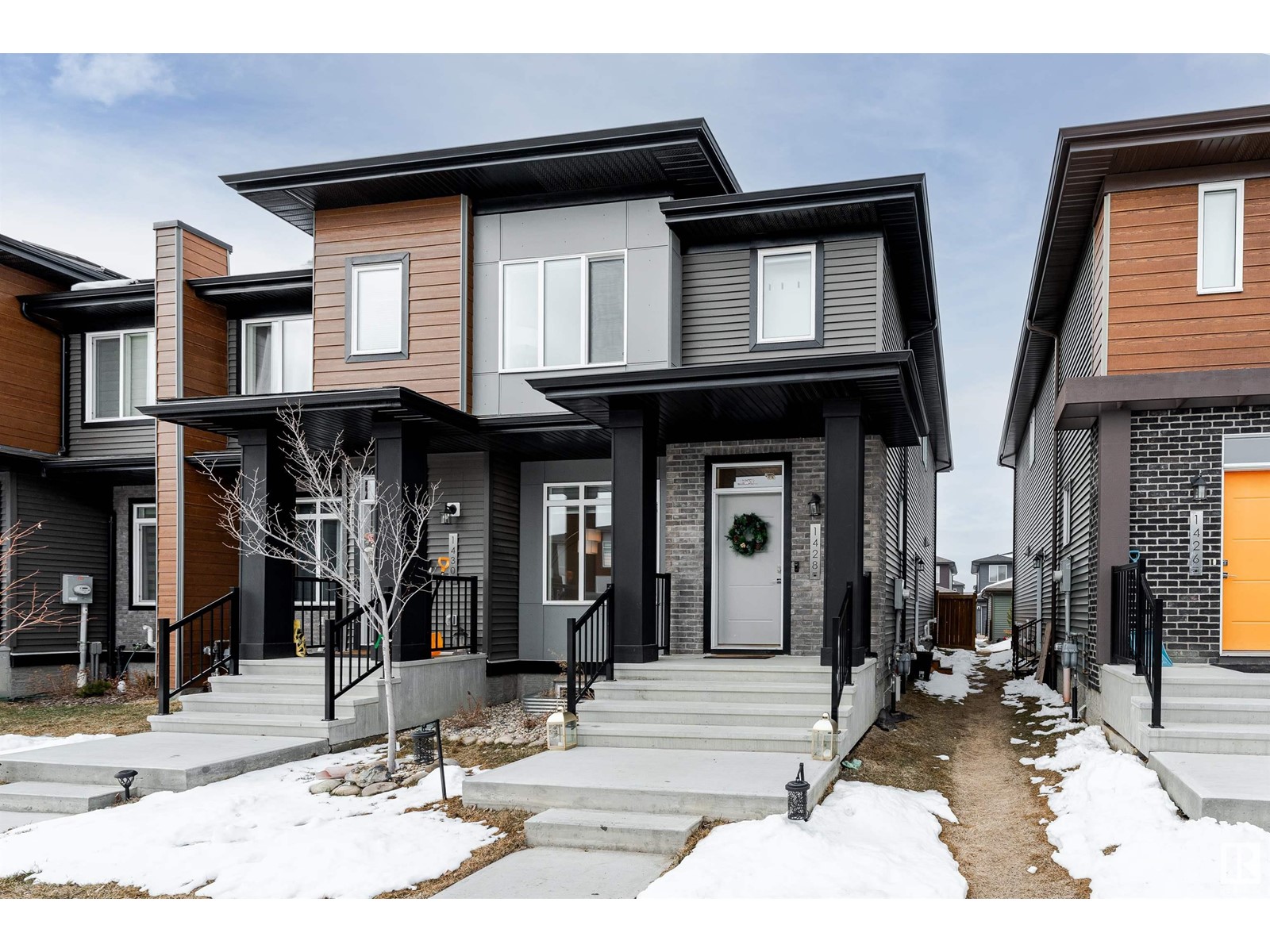Property at 1428 KESWICK DR SW image 2