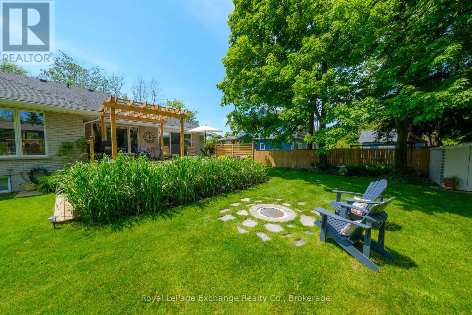 906 Tanglewood Drive, Huron-Kinloss, Ontario  N2Z 2X3 - Photo 10 - X12112849
