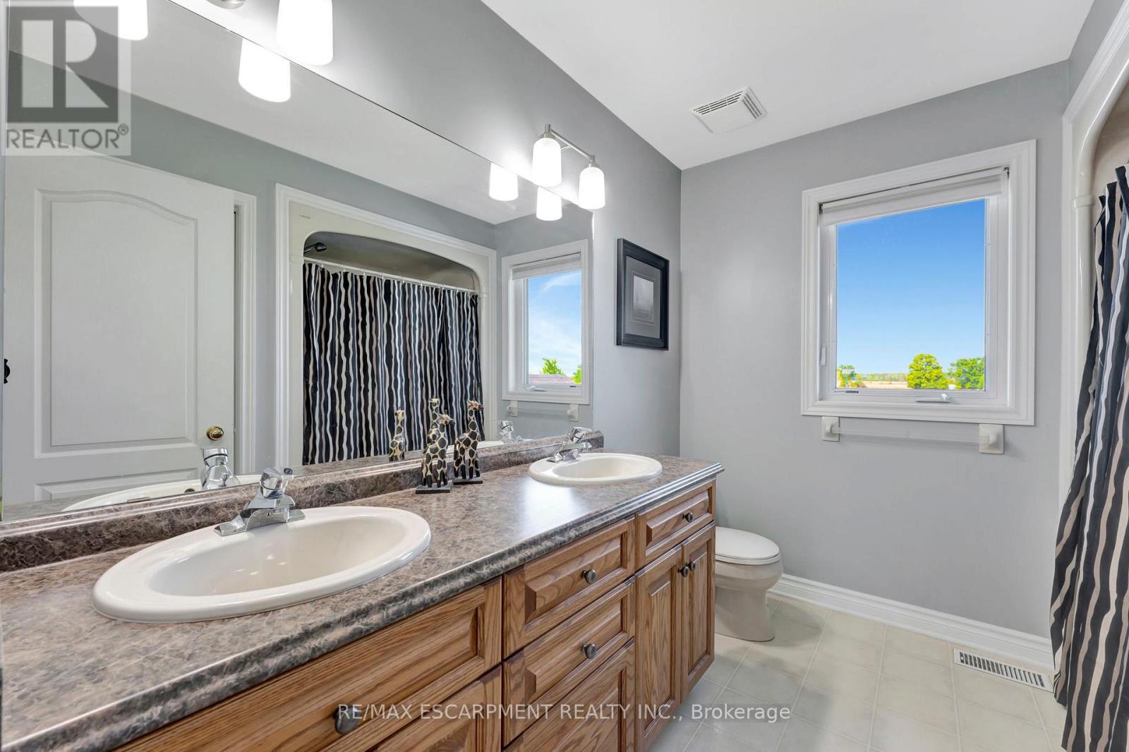 533 Marshall Road, Haldimand, Ontario  N1A 2W8 - Photo 25 - X12121364