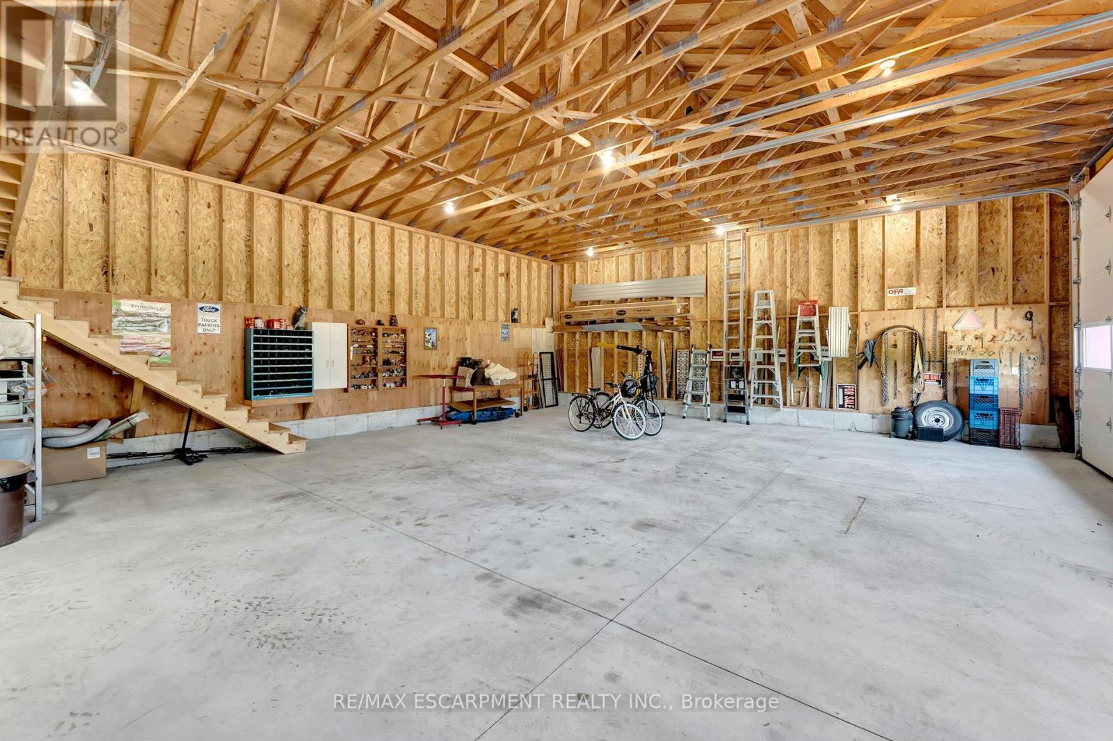 533 Marshall Road, Haldimand, Ontario  N1A 2W8 - Photo 42 - X12121364