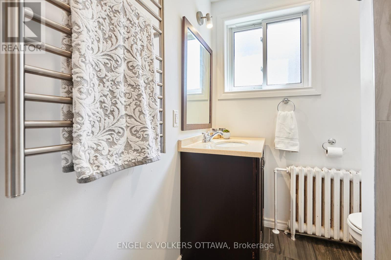 1 - 160 Crichton Street, Ottawa, Ontario  K1M 1W2 - Photo 12 - X12121395