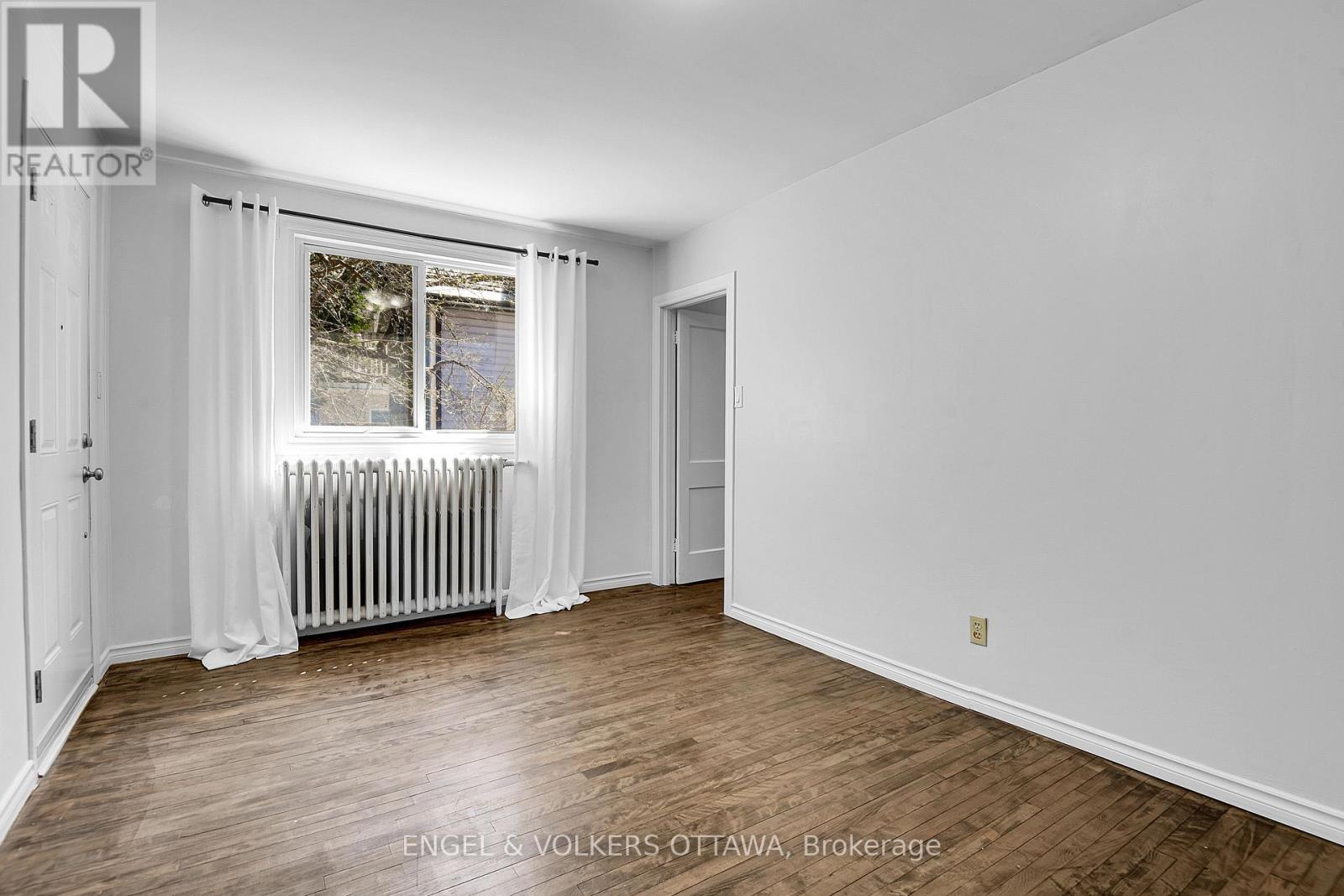 1 - 160 Crichton Street, Ottawa, Ontario  K1M 1W2 - Photo 9 - X12121395