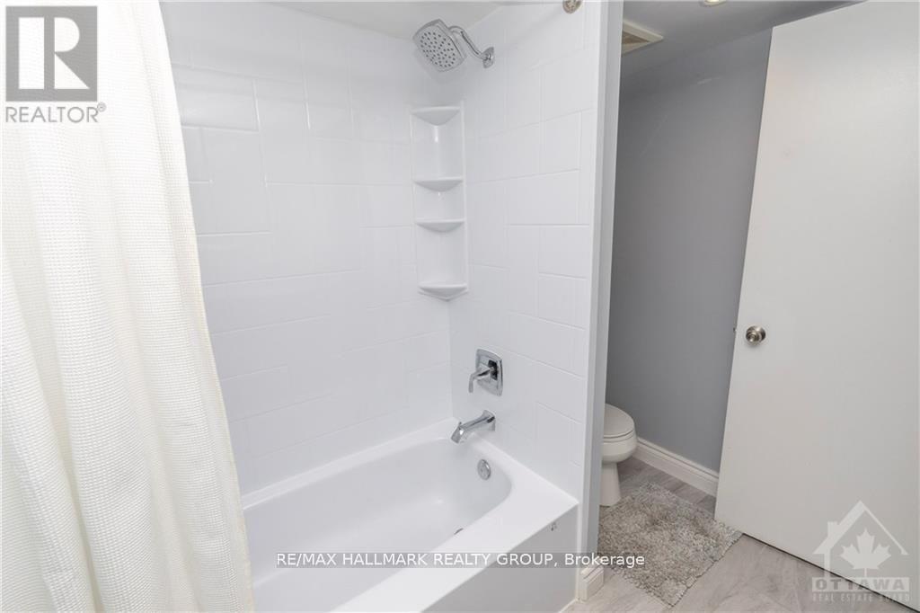 205 - 475 Laurier Avenue W, Ottawa, Ontario  K1R 7X1 - Photo 18 - X12121408
