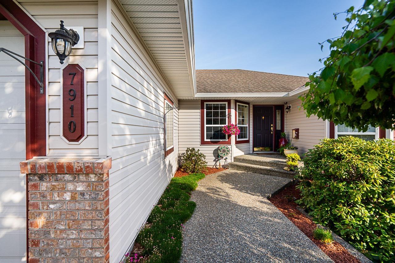 Property at 7910 TOPPER DRIVE image 4