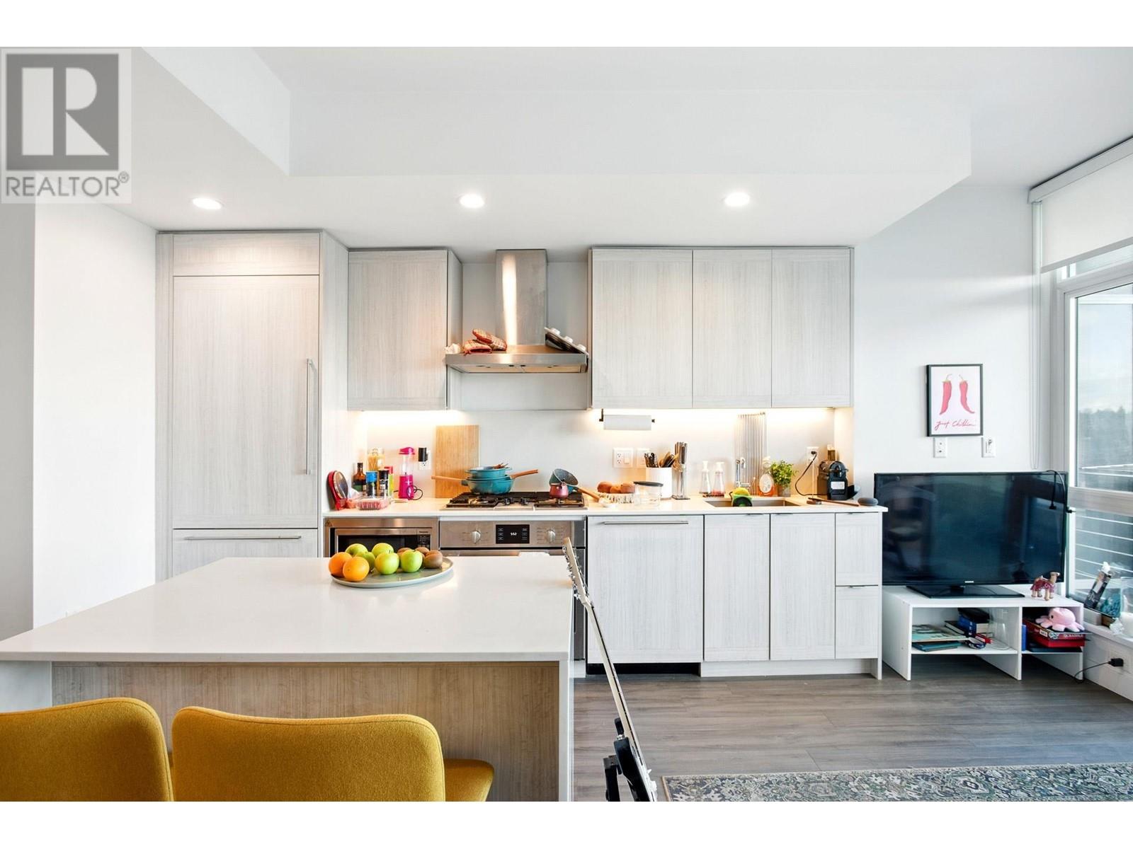 1203 2351 BETA AVENUE, Burnaby, British Columbia