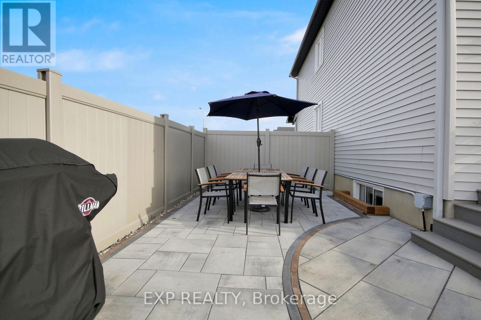 223 Station Trail, Russell, Ontario  K4R 0C9 - Photo 38 - X12058514