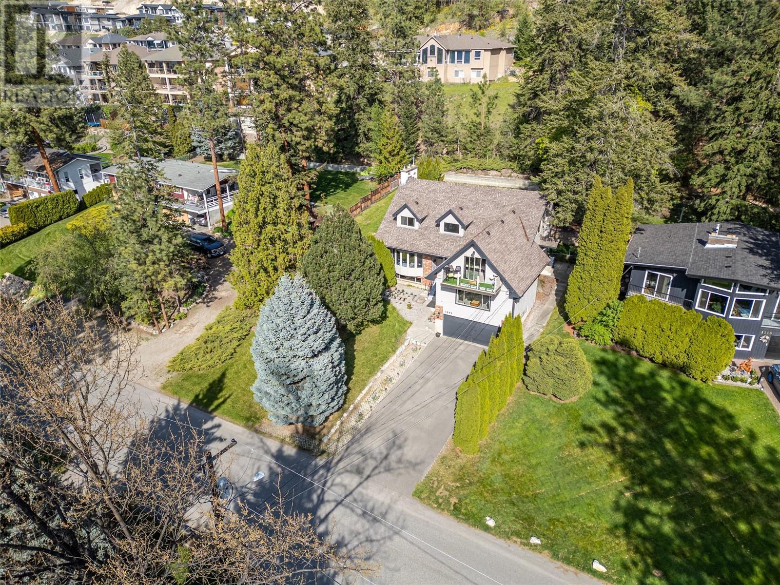 Property at 1095 Toovey Road image 3