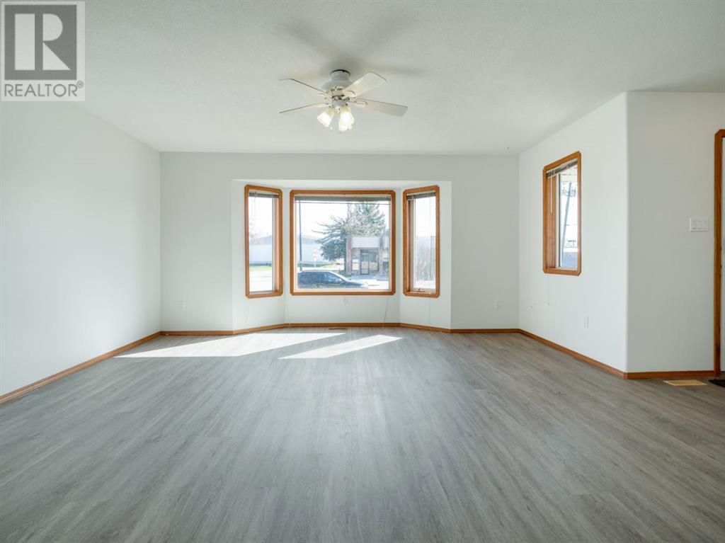 5011 Second Street W, Claresholm, Alberta  T0L 0T0 - Photo 21 - A2213540
