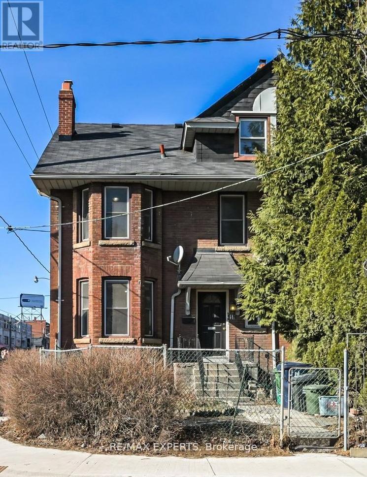 18 BARTON AVENUE, toronto (annex), Ontario