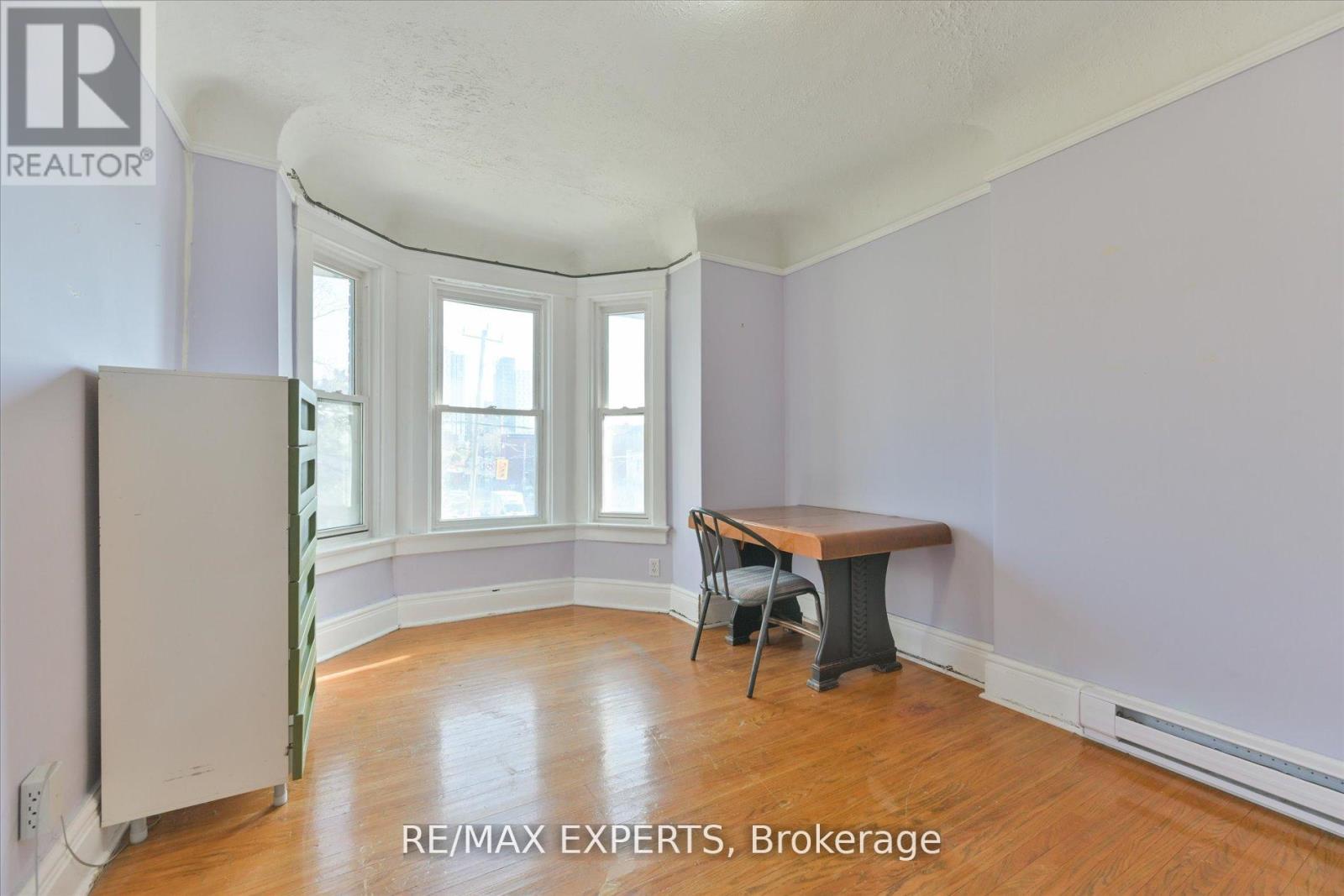 18 Barton Avenue, Toronto, Ontario  M5R 1G8 - Photo 25 - C12121393