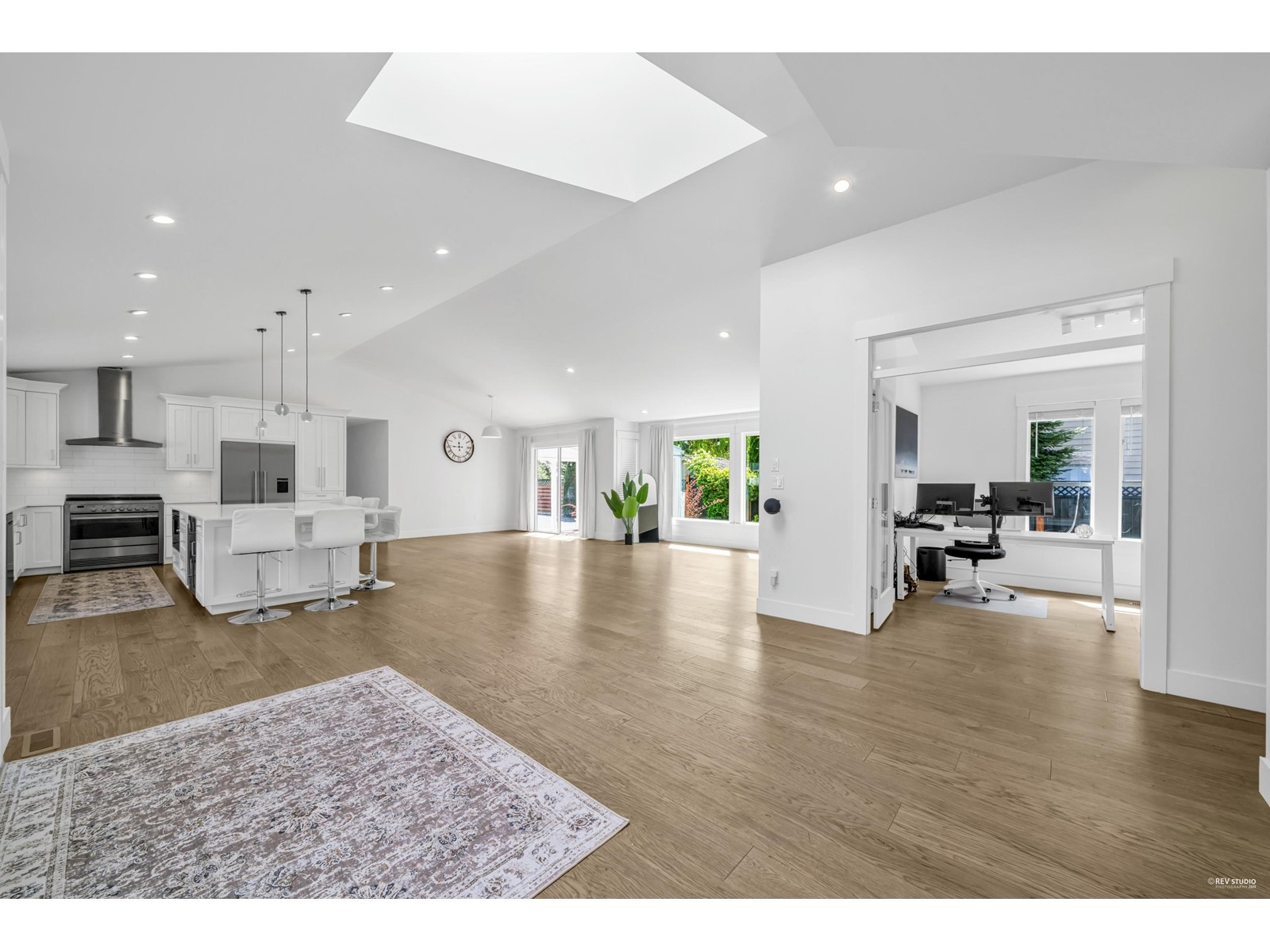 13658 19 Avenue, Surrey, British Columbia  V4A 9E9 - Photo 22 - R2997189