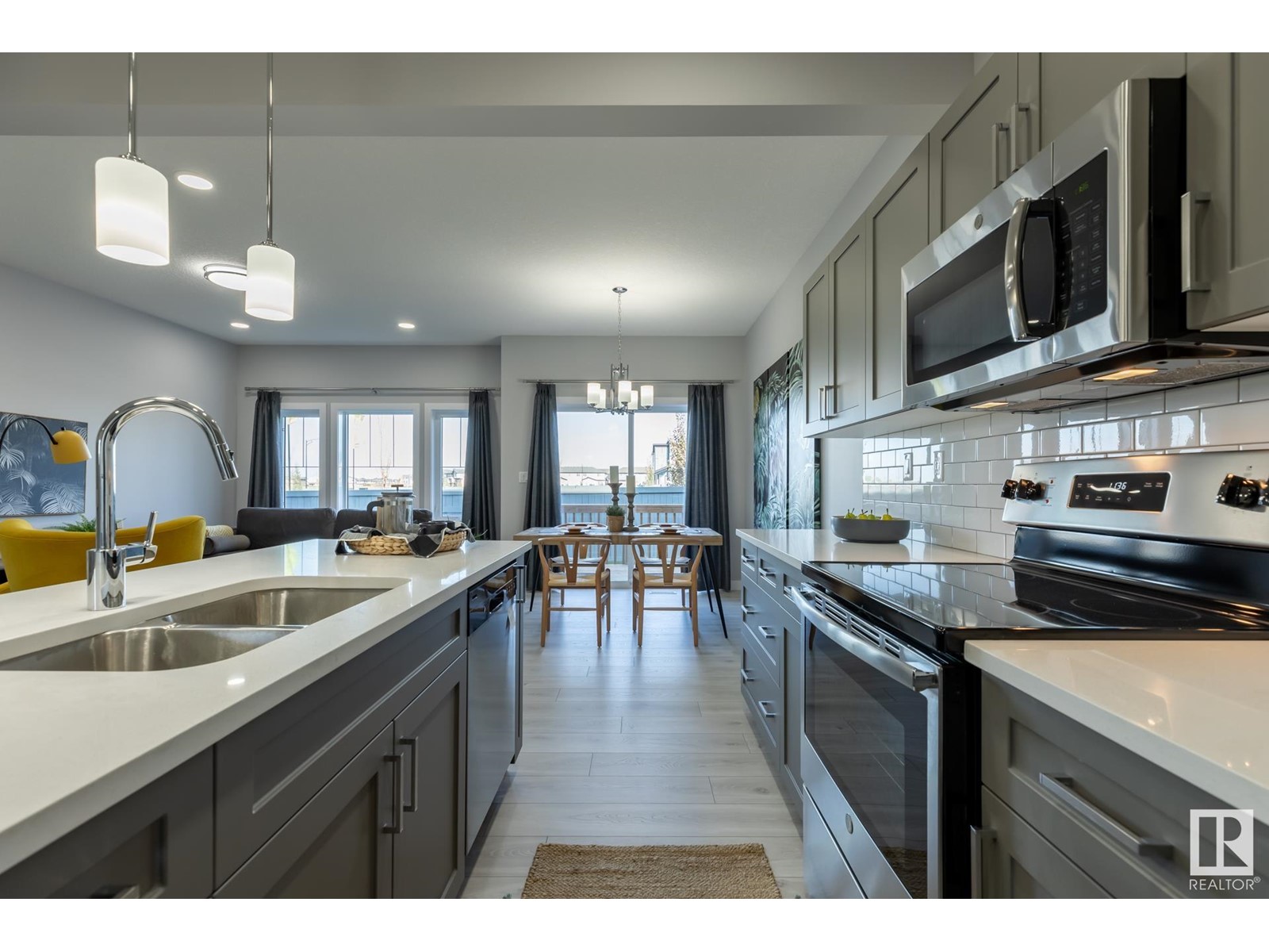 87 Hilton Cv, Spruce Grove, Alberta  T7X 1Y4 - Photo 5 - E4434210