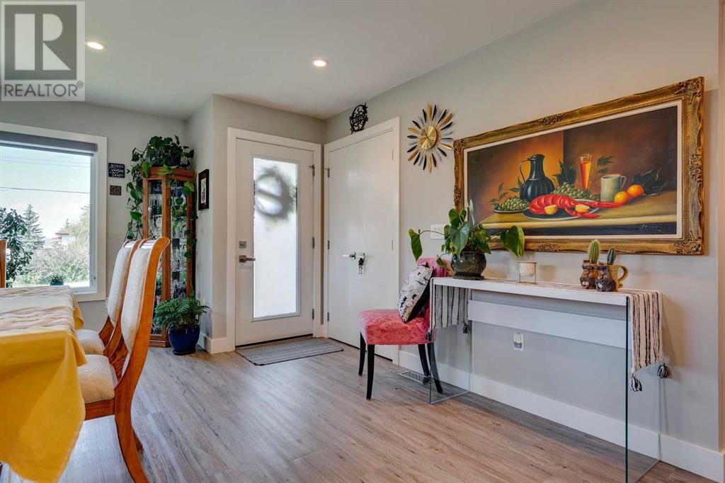 224 Ross Avenue, Cochrane, Alberta  T4C 0W1 - Photo 4 - A2215358