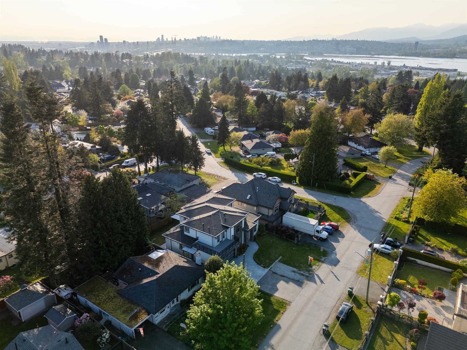 13816 Brentwood Crescent, Surrey, British Columbia  V3R 5L8 - Photo 7 - R2997677