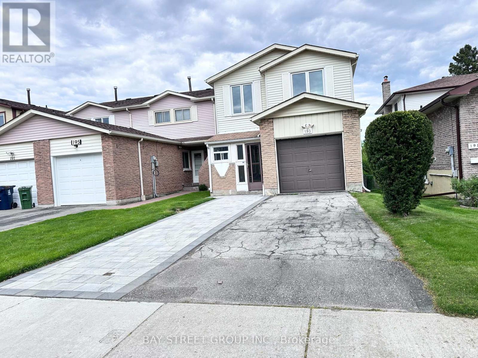 193 Silver Springs Boulevard, Toronto, Ontario  M1V 1G5 - Photo 1 - E12121410