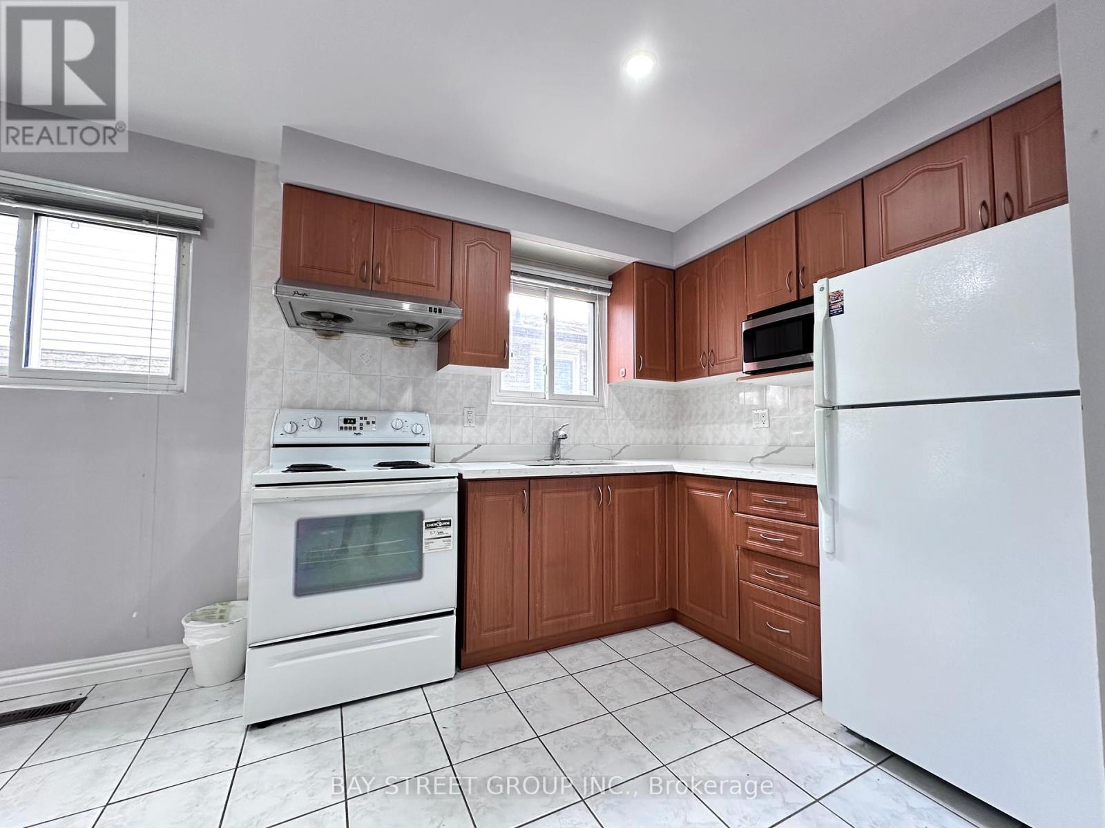 193 Silver Springs Boulevard, Toronto, Ontario  M1V 1G5 - Photo 6 - E12121410