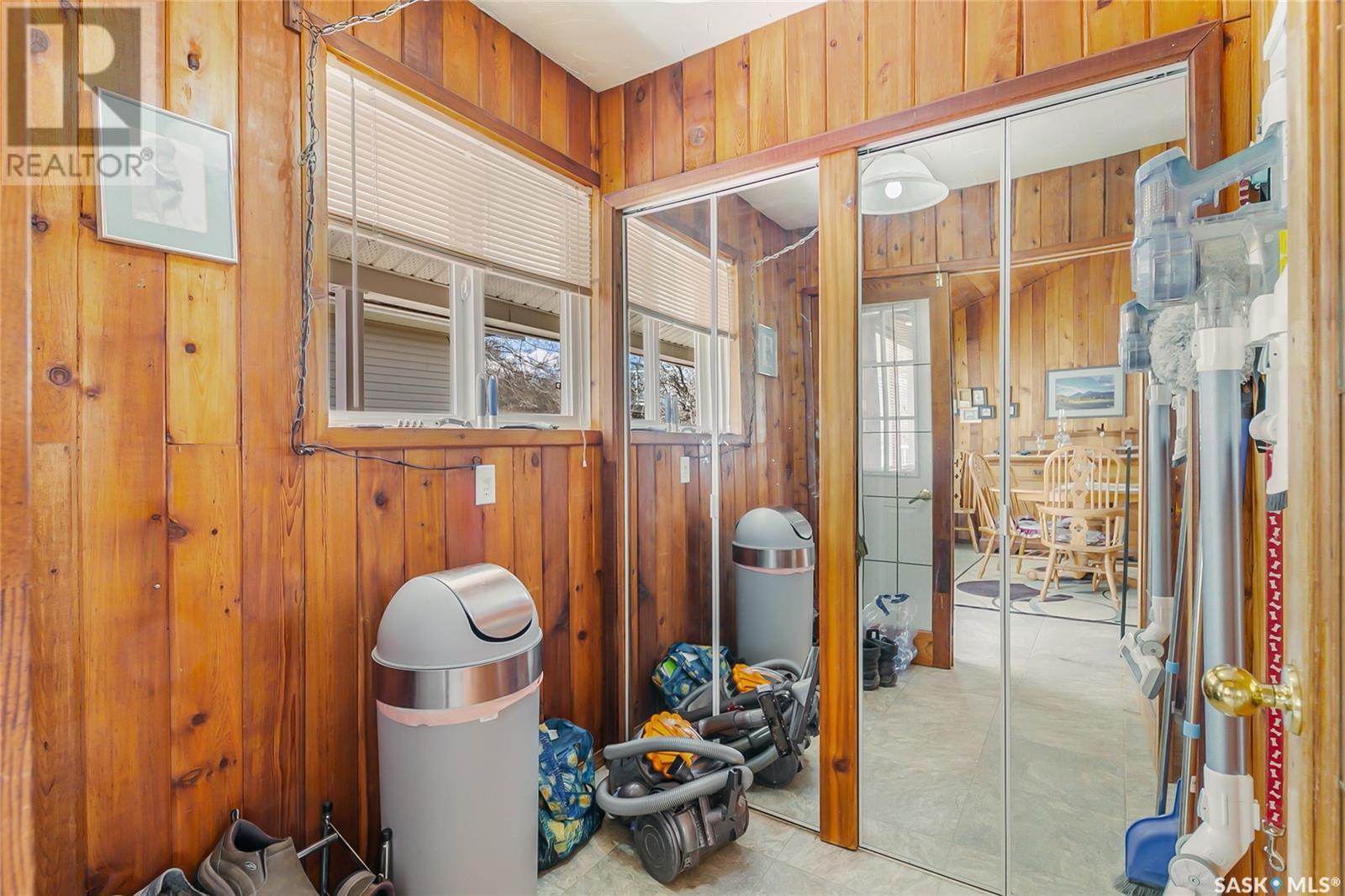 Property at 118 Sunset DRIVE image 4
