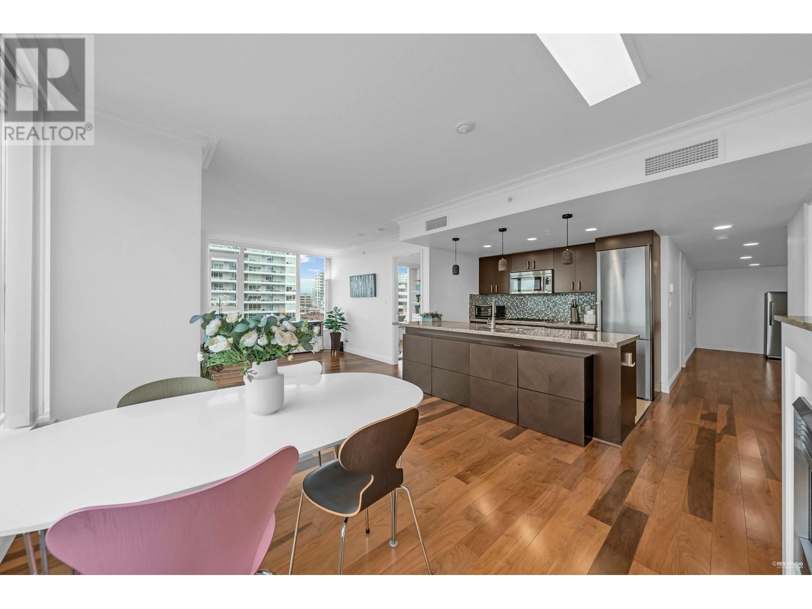 502 133 E Esplanade, North Vancouver, British Columbia  V7L 1A1 - Photo 13 - R2987581