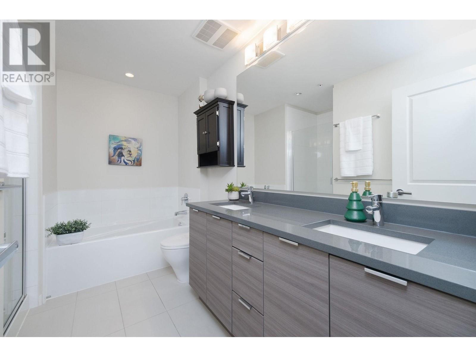 219 2665 Mountain Highway, Vancouver, British Columbia  V7J 0A8 - Photo 14 - R2997219