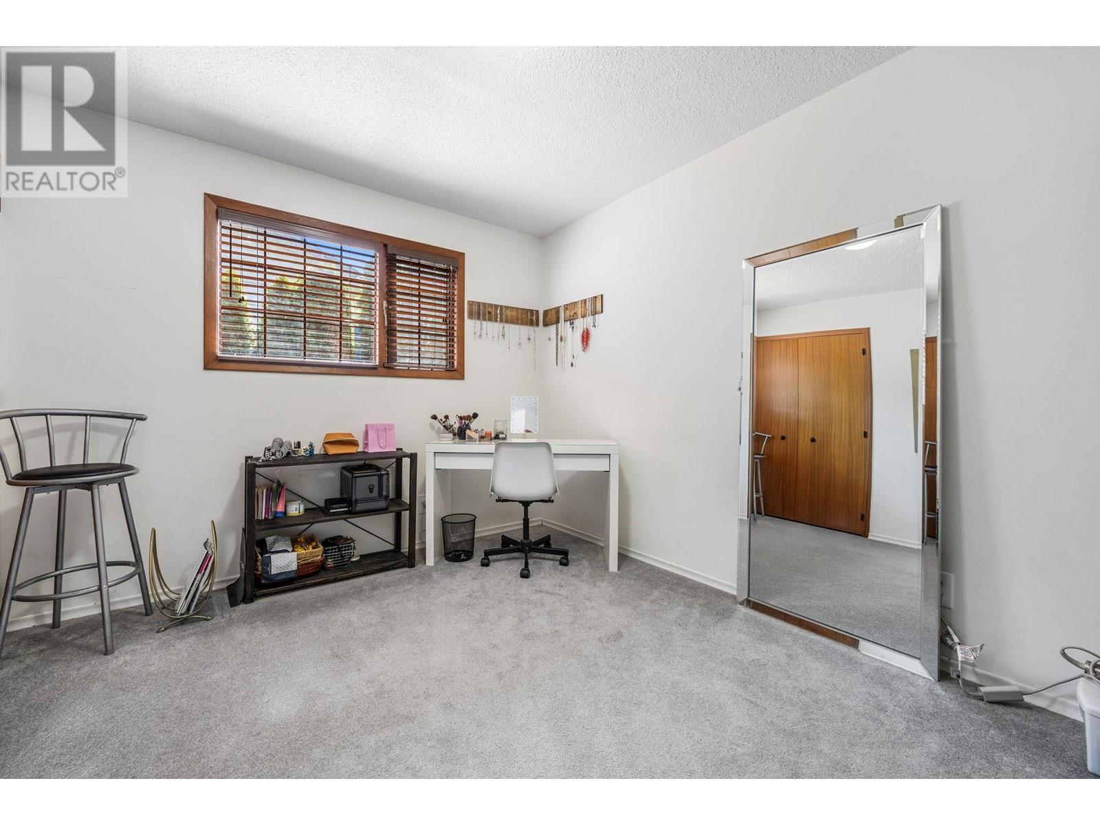 4354 Edinburgh Court, Kelowna, British Columbia  V1W 2M4 - Photo 38 - 10346150